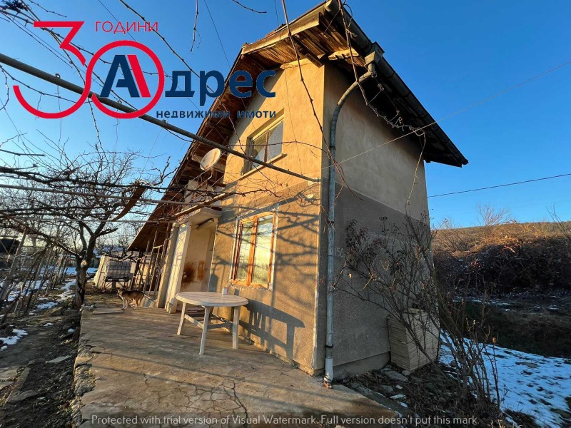 Продава ВИЛА, гр. Севлиево, област Габрово, снимка 2 - Вили - 52657909