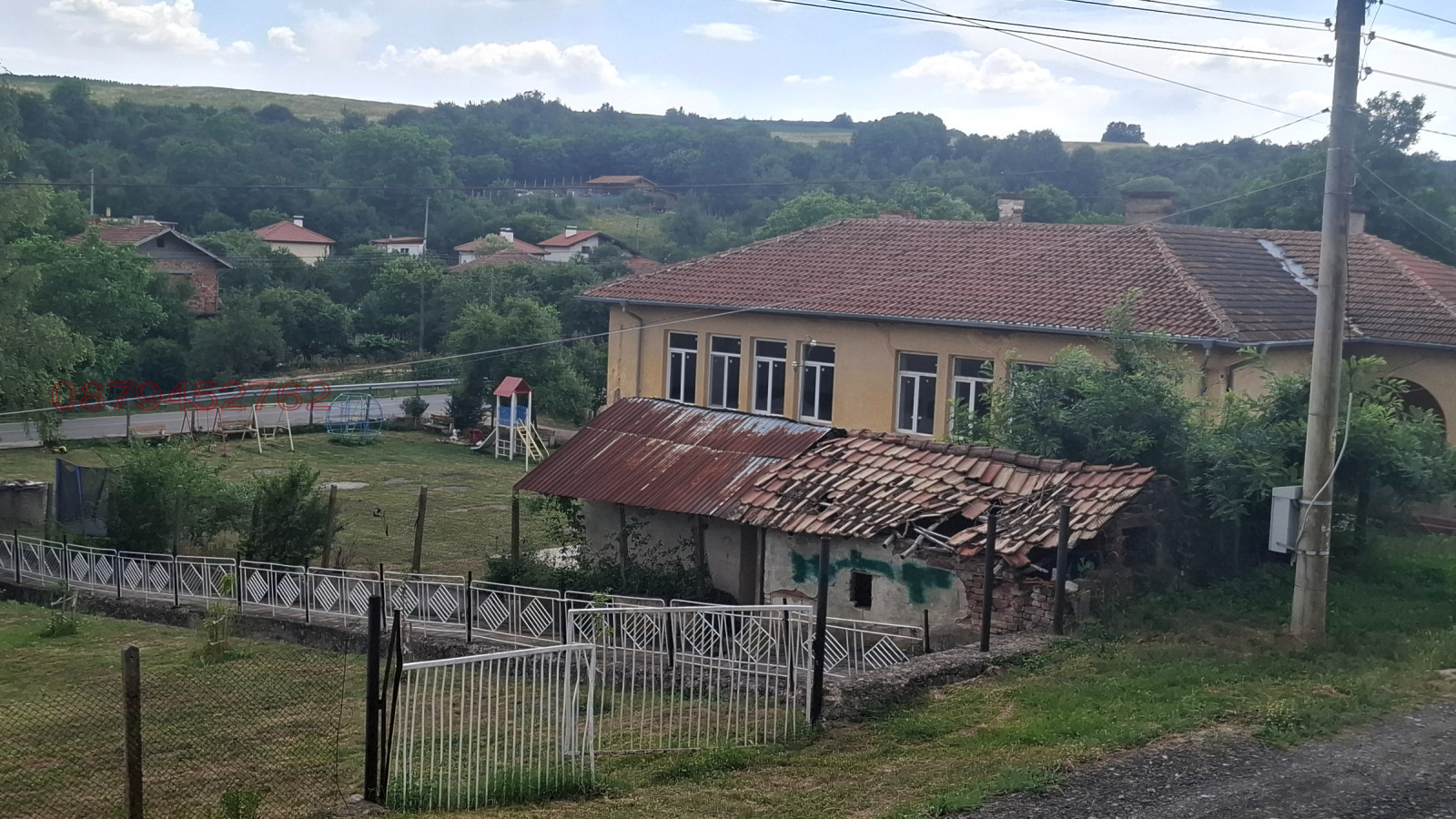 Продава ВИЛА, с. Лесковец, област Перник, снимка 3 - Вили - 55119366