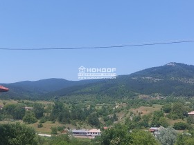 Hus Hvojna, region Smolyan 8