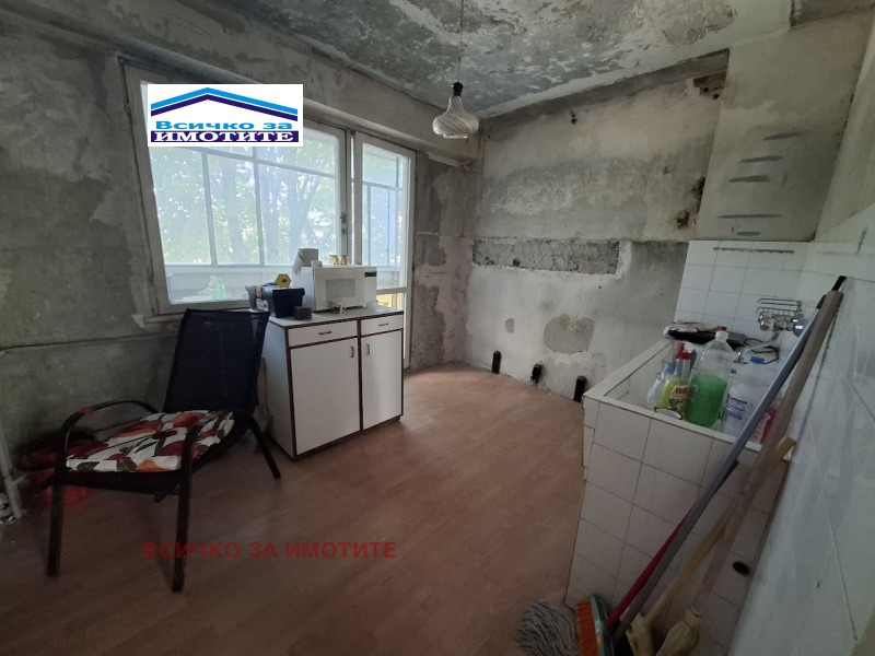 Na prodej  2 ložnice Ruse , Rodina 2 , 80 m2 | 29036194 - obraz [6]