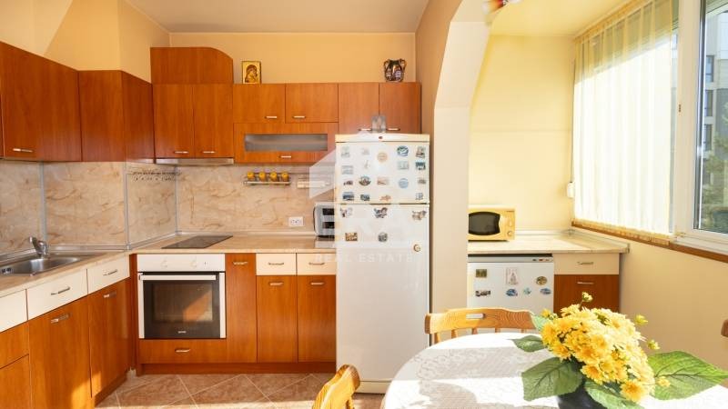 Продава 3-СТАЕН, гр. София, Оборище, снимка 6 - Апартаменти - 54699003
