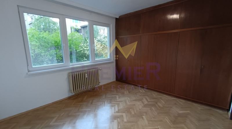 Продава 4-СТАЕН, гр. София, Медицинска академия, снимка 6 - Aпартаменти - 48597680