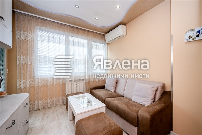 Продава 4-СТАЕН, гр. София, Оборище, снимка 8 - Апартаменти - 56379626