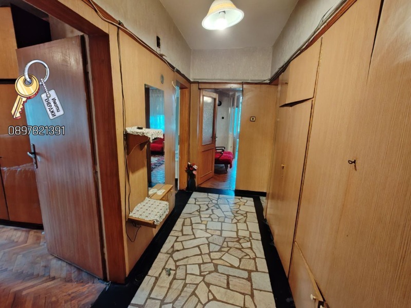 Satılık  3+ yatak odası Pleven , 9-ti kvartal , 117 metrekare | 61629146