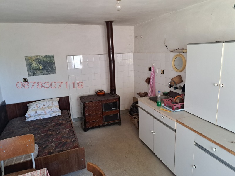 Продава КЪЩА, с. Ерден, област Монтана, снимка 5 - Къщи - 53286862