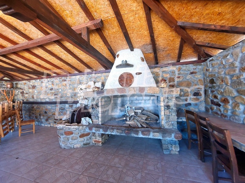 Продава ХОТЕЛ, гр. Златица, област София област, снимка 2 - Хотели - 53183170