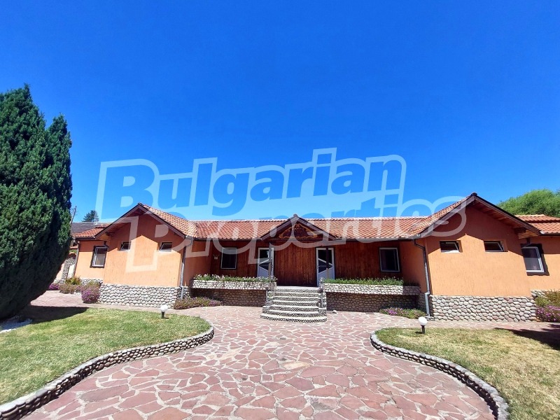 Продава ХОТЕЛ, гр. Златица, област София област, снимка 8 - Хотели - 53183170