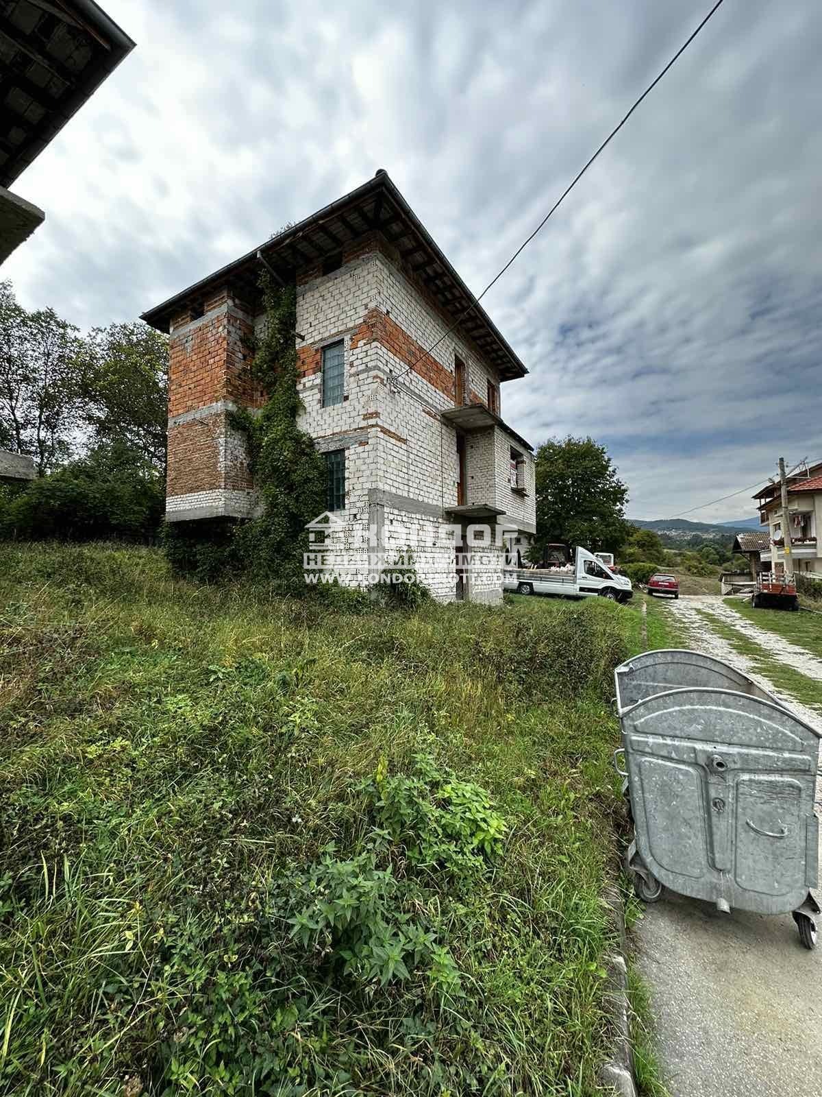 Продава КЪЩА, с. Хвойна, област Смолян, снимка 2 - Къщи - 41881048