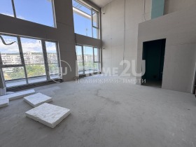 3 υπνοδωμάτια Μλαδοστ 1, Βαρνα