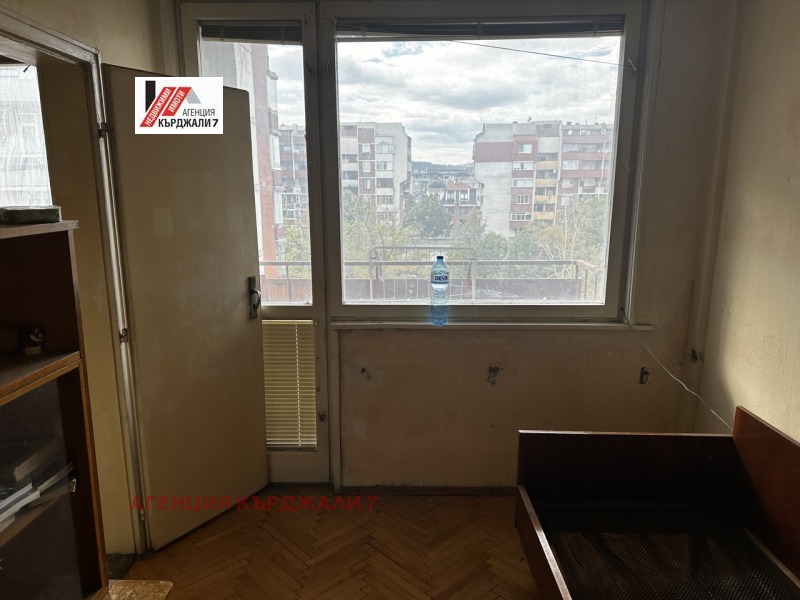 Продава  3-стаен град Кърджали , Център , 70 кв.м | 12959983 - изображение [8]