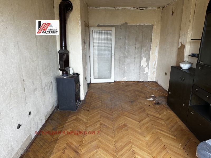 Продава  3-стаен град Кърджали , Център , 70 кв.м | 12959983 - изображение [13]