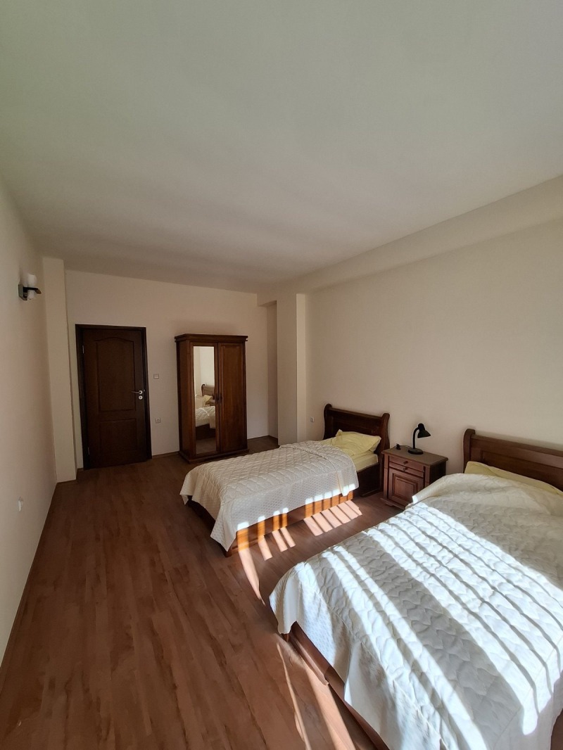 Na prodej  2 ložnice oblast Smolyan , k.k. Pamporovo , 130 m2 | 92642177 - obraz [7]