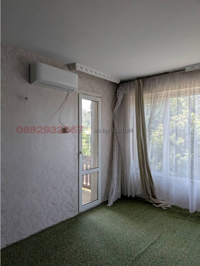 Продава МНОГОСТАЕН, с. Крушари, област Добрич, снимка 5 - Апартаменти - 54246418