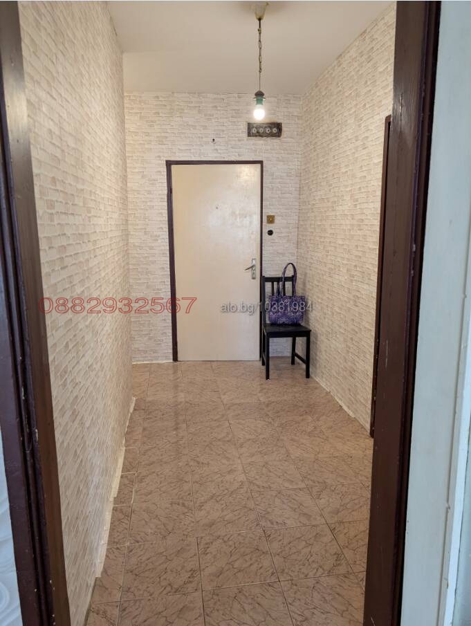 Продава МНОГОСТАЕН, с. Крушари, област Добрич, снимка 8 - Апартаменти - 54246418