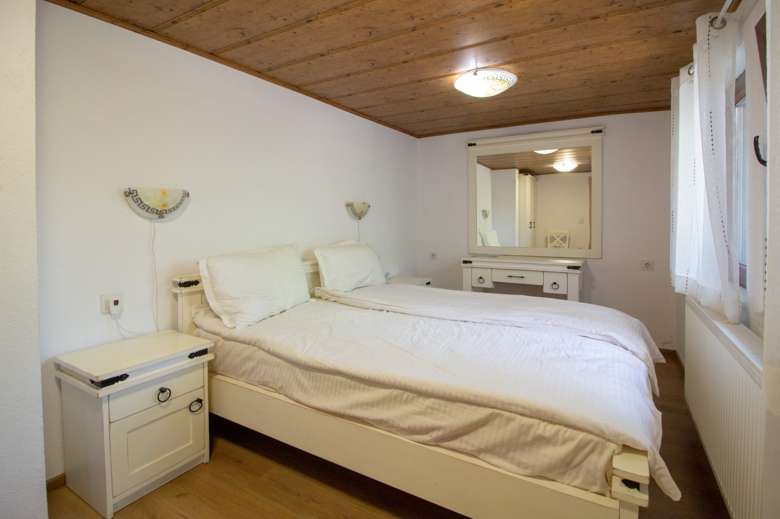 Продава КЪЩА, с. Ичера, област Сливен, снимка 5 - Къщи - 54996787