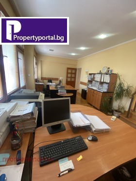 Ofis Centar, Burgas 1