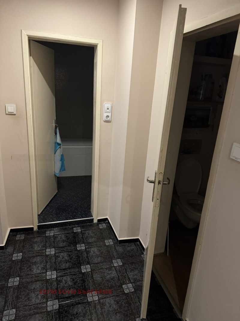 Продава  2-стаен град Русе , Хъшове , 78 кв.м | 28557437 - изображение [8]
