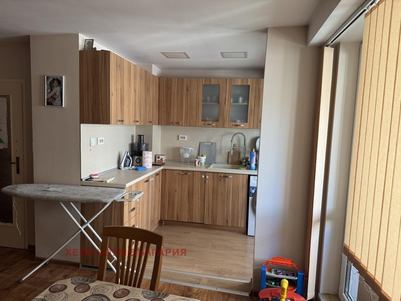 Продава  2-стаен град Русе , Хъшове , 78 кв.м | 28557437