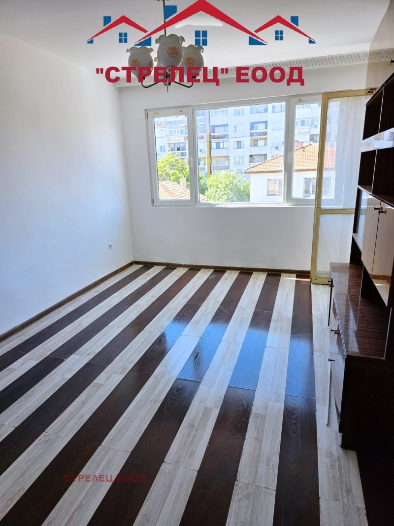 À vendre  1 chambre Dobritch , Hristo Botev , 60 m² | 73693314