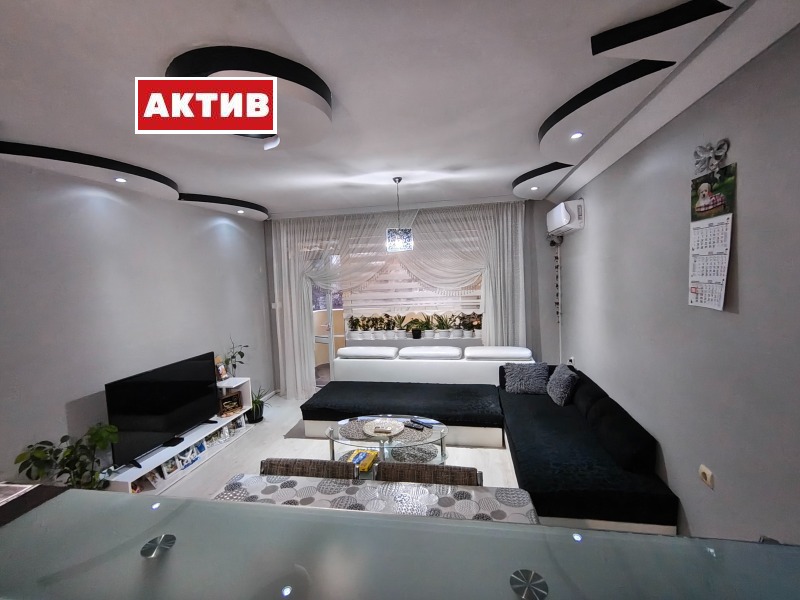 Продава 2-СТАЕН, гр. Търговище, Център, снимка 3 - Апартаменти - 53581312