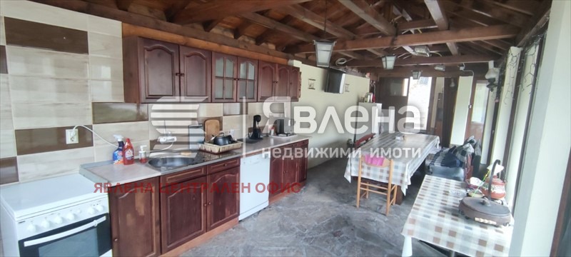 Продава КЪЩА, с. Голям извор, област Ловеч, снимка 3 - Къщи - 54071905
