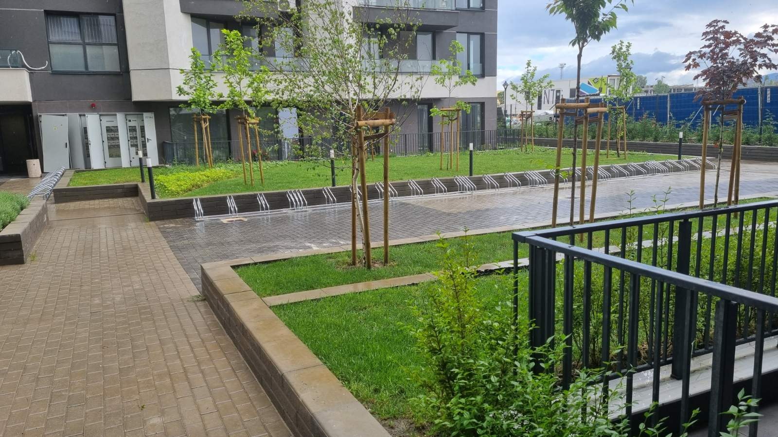 Продава 3-СТАЕН, гр. София, Банишора, снимка 2 - Апартаменти - 54653552