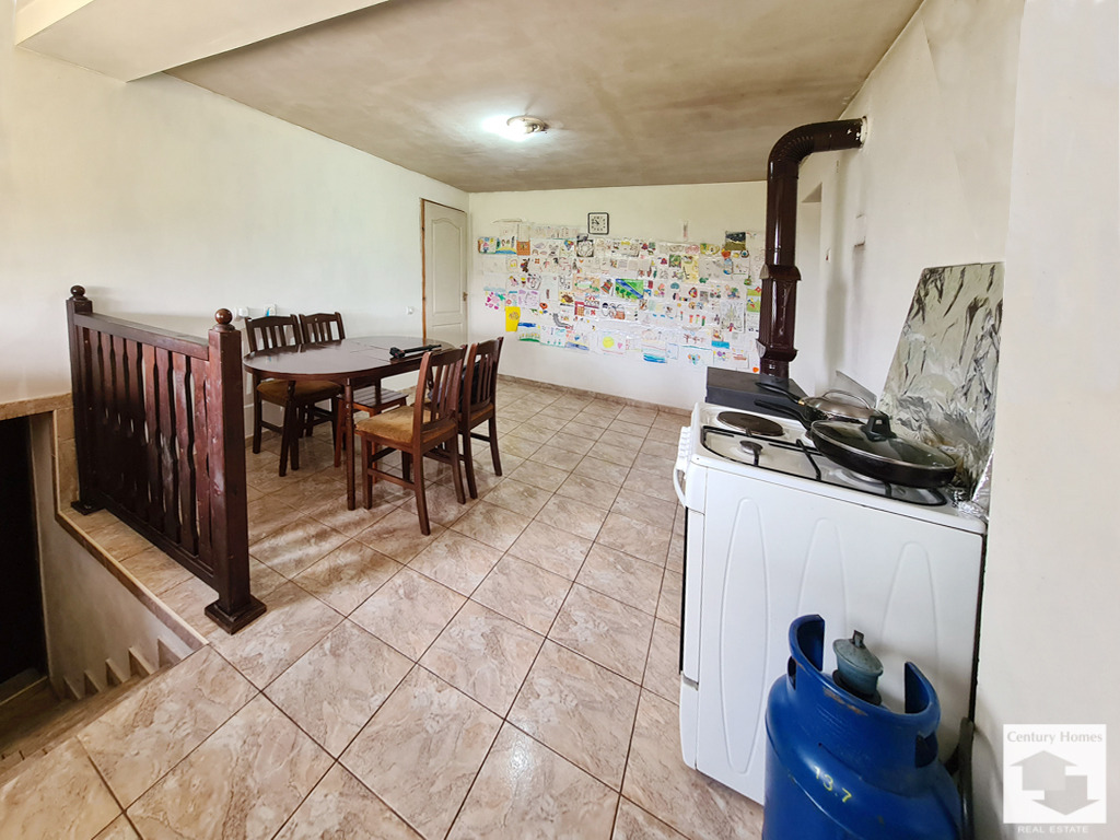 Продава КЪЩА, с. Раданово, област Велико Търново, снимка 4 - Къщи - 53778279