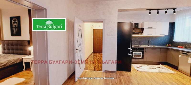 Продава  2-стаен град Перник , Център , 60 кв.м | 72577875 - изображение [3]