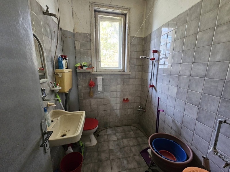 Te koop  2 slaapkamers Plovdiv , Tsentar , 105 m² | 62291740 - afbeelding [10]