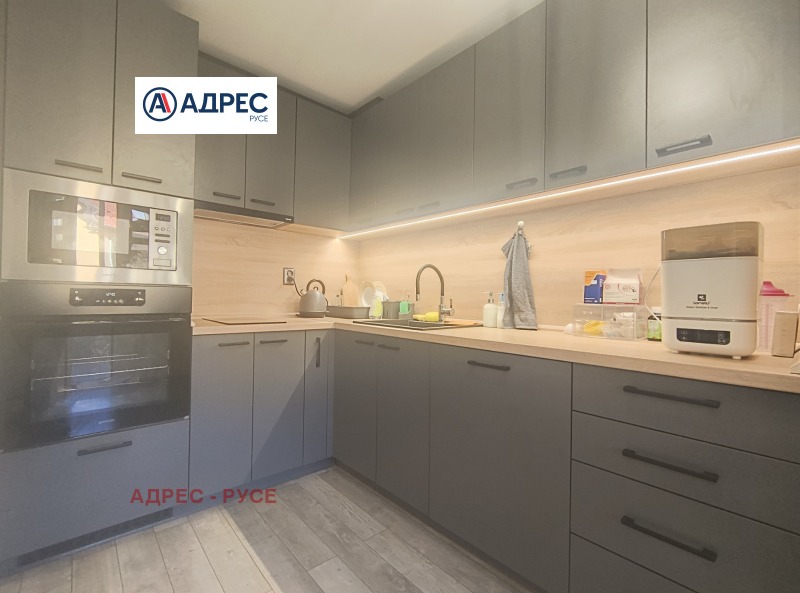 Продава 3-СТАЕН, гр. Русе, Широк център