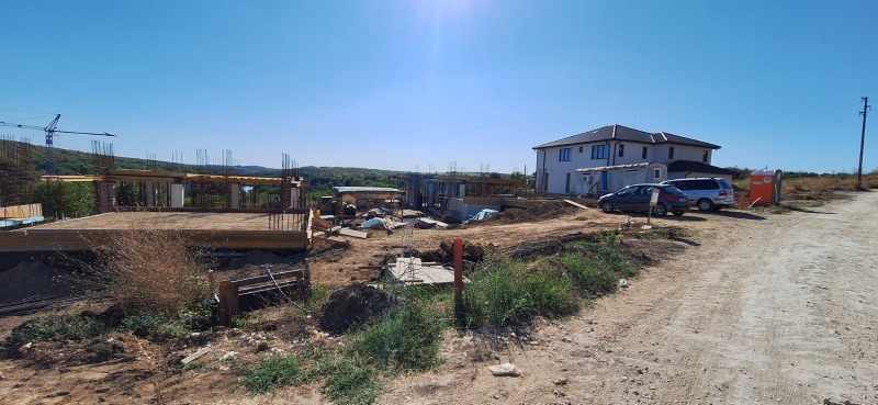 Продава КЪЩА, област Русе, с. Николово • 195000 € • 87161140 — Holmes.bg