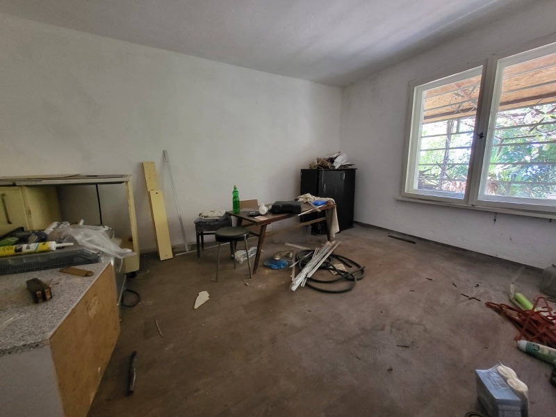 Продава КЪЩА, гр. Варна, м-т Телевизионна кула, снимка 8 - Къщи - 52205791