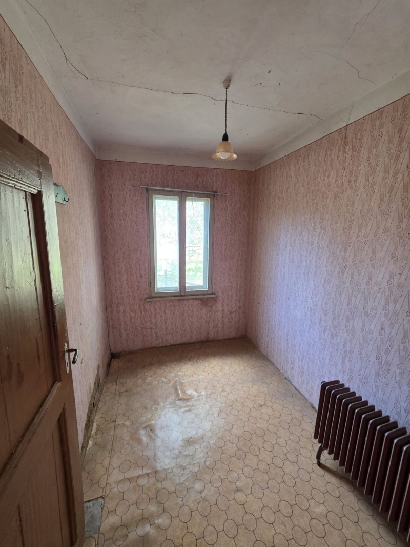 Продава КЪЩА, с. Неговановци, област Видин, снимка 5 - Къщи - 52601642