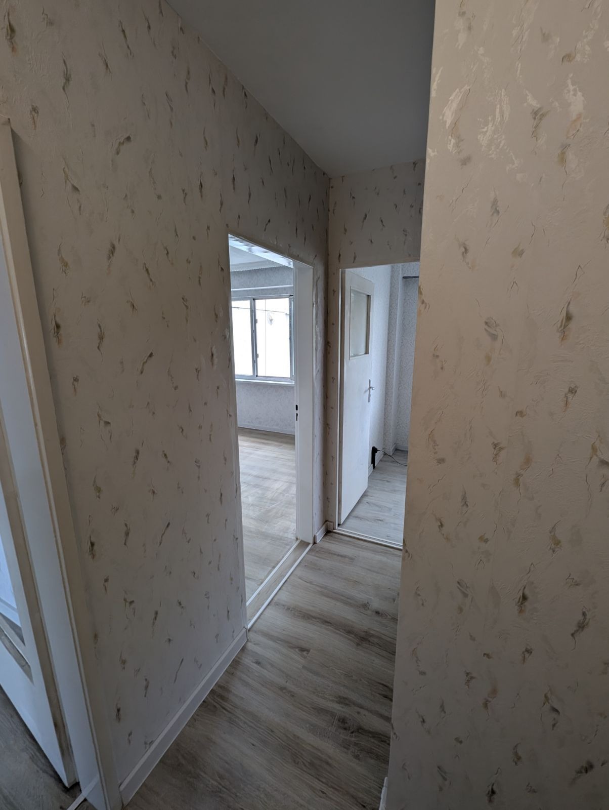 Продава 2-СТАЕН, гр. Русе, Дружба 3, снимка 3 - Апартаменти - 55413333