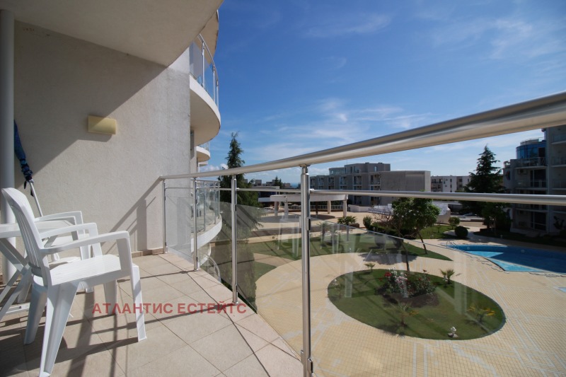 In vendita  1 camera da letto Burgas , Sarafovo , 70 mq | 84691472