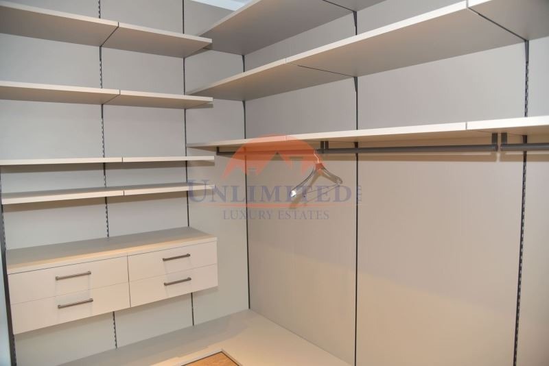Till salu  3 sovrum Sofia , Izgrev , 207 kvm | 59607560 - bild [16]
