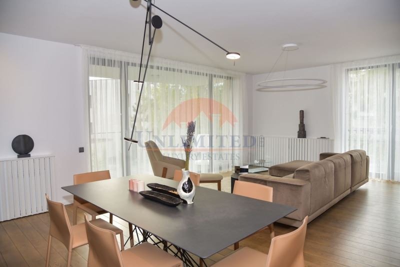 Till salu  3 sovrum Sofia , Izgrev , 207 kvm | 59607560 - bild [4]