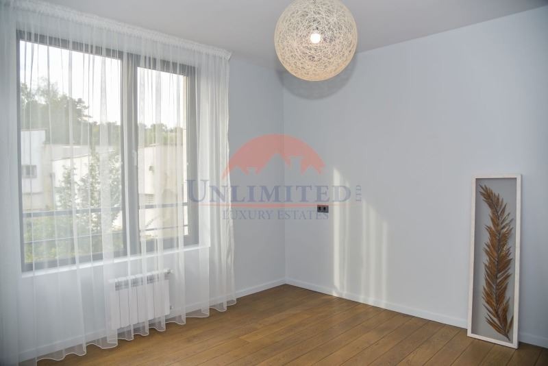 Till salu  3 sovrum Sofia , Izgrev , 207 kvm | 59607560 - bild [7]