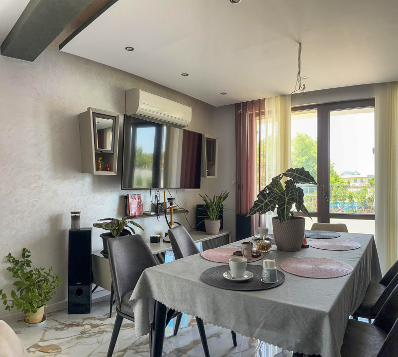 Na sprzedaż  Dom Sofia , Dolni Bogrow , 340 mkw | 43163111 - obraz [2]