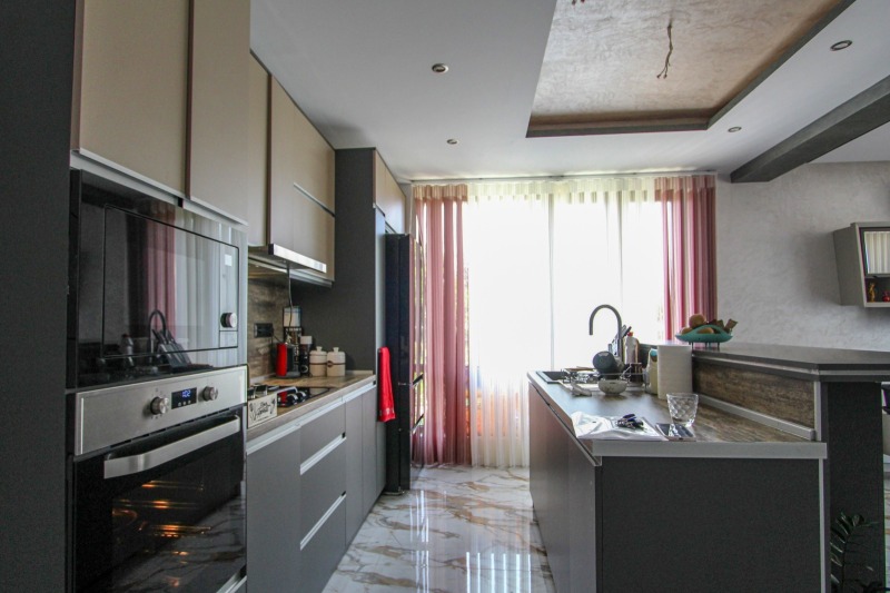 Na sprzedaż  Dom Sofia , Dolni Bogrow , 340 mkw | 43163111 - obraz [3]