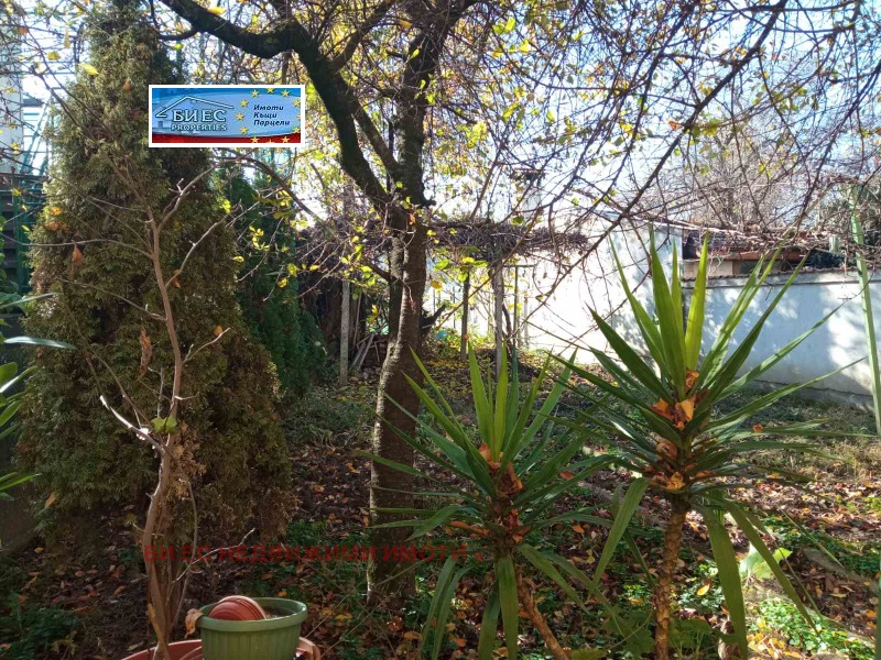 Продава КЪЩА, гр. Ботевград, област София област, снимка 5 - Къщи - 52468204