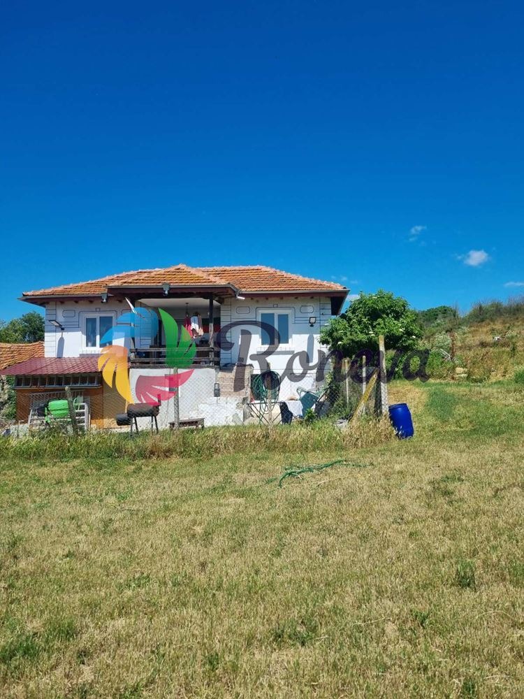 Продава КЪЩА, с. Падина, област Варна, снимка 5 - Къщи - 56311737
