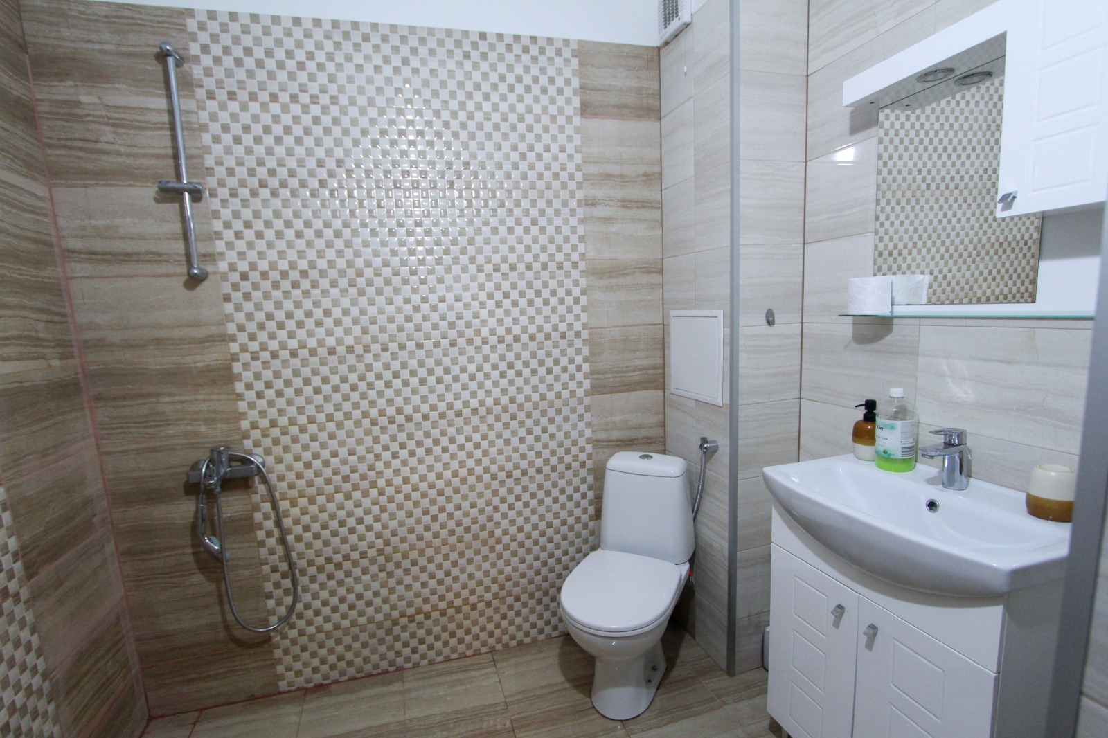 Продава 3-СТАЕН, гр. София, Оборище, снимка 12 - Апартаменти - 54509114