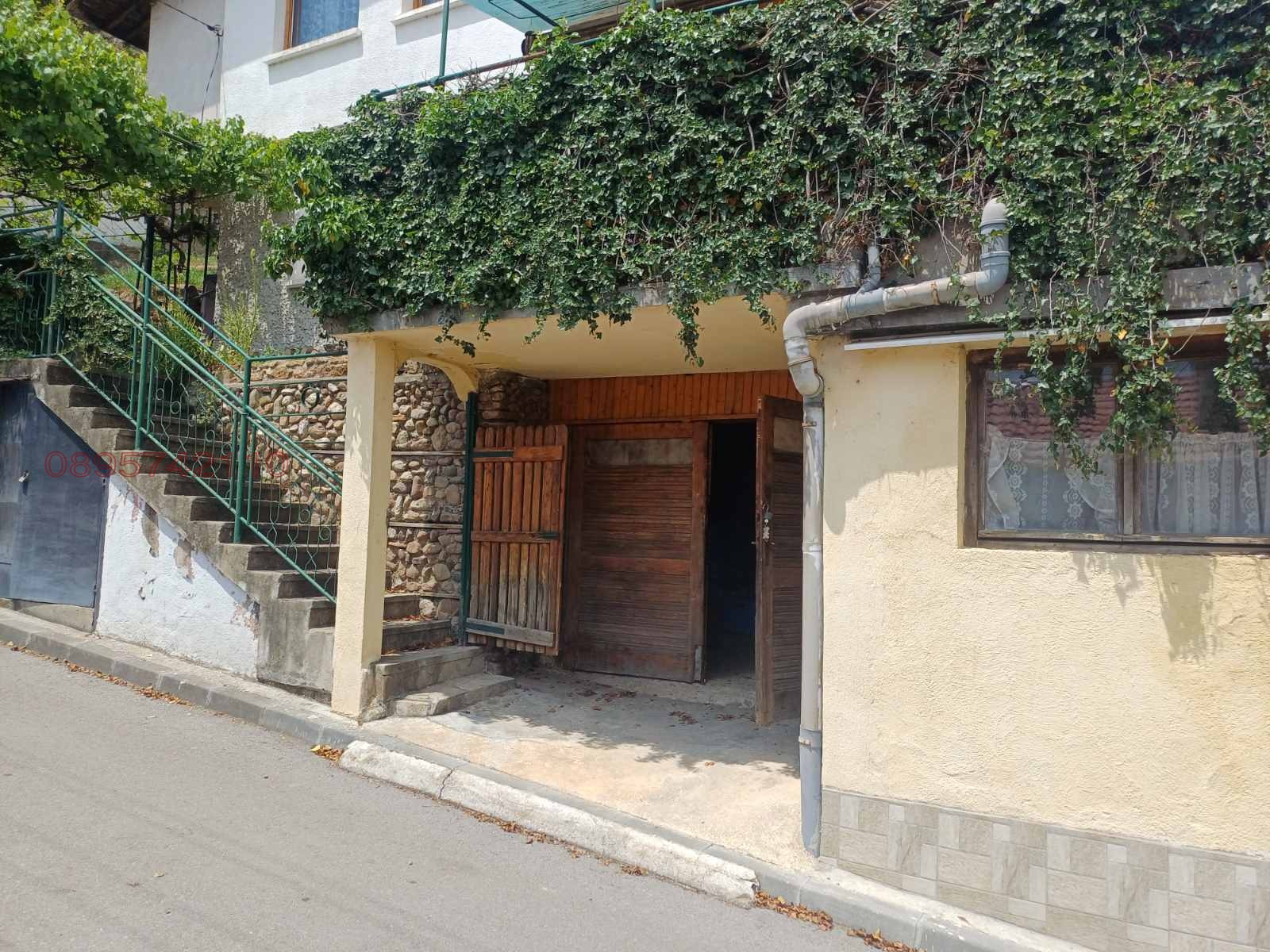 Продава КЪЩА, гр. Своге, област София област, снимка 3 - Къщи - 54757526