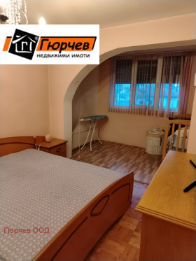 2 bedroom Tsentar, Ruse 3