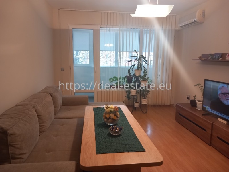 In vendita  1 camera da letto Blagoevgrad , Elenovo 2 , 68 mq | 24566824