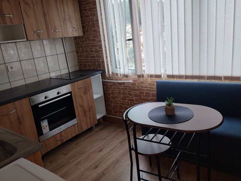 Продава 2-СТАЕН, гр. Перник, Изток, снимка 6 - Апартаменти - 52701295