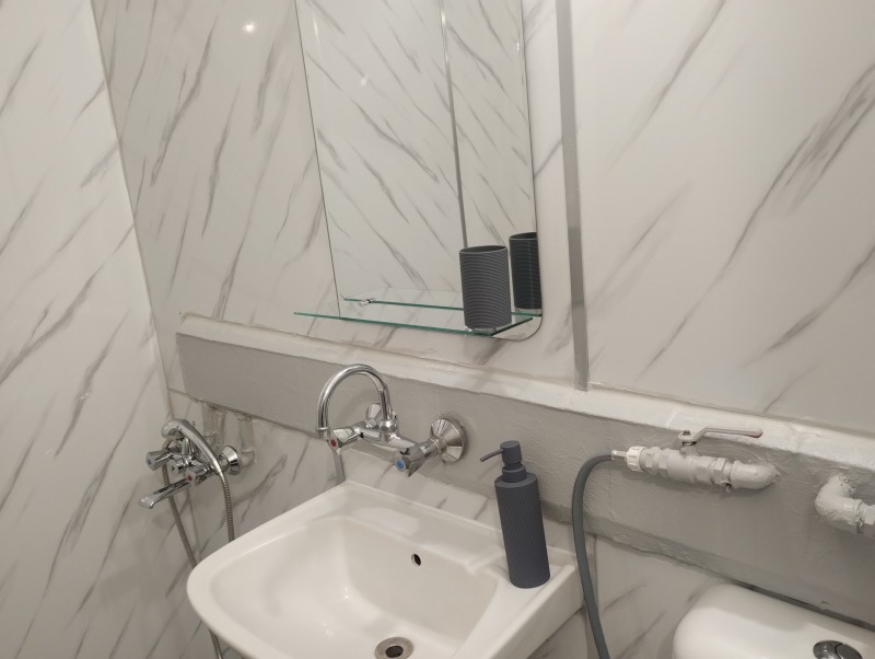 Продава 2-СТАЕН, гр. Перник, Изток, снимка 10 - Апартаменти - 52701295