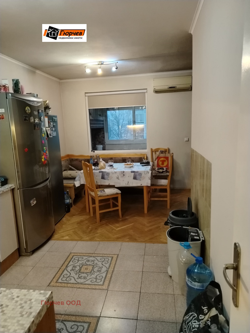 Продава  3-стаен град Русе , Център , 106 кв.м | 75900792 - изображение [8]