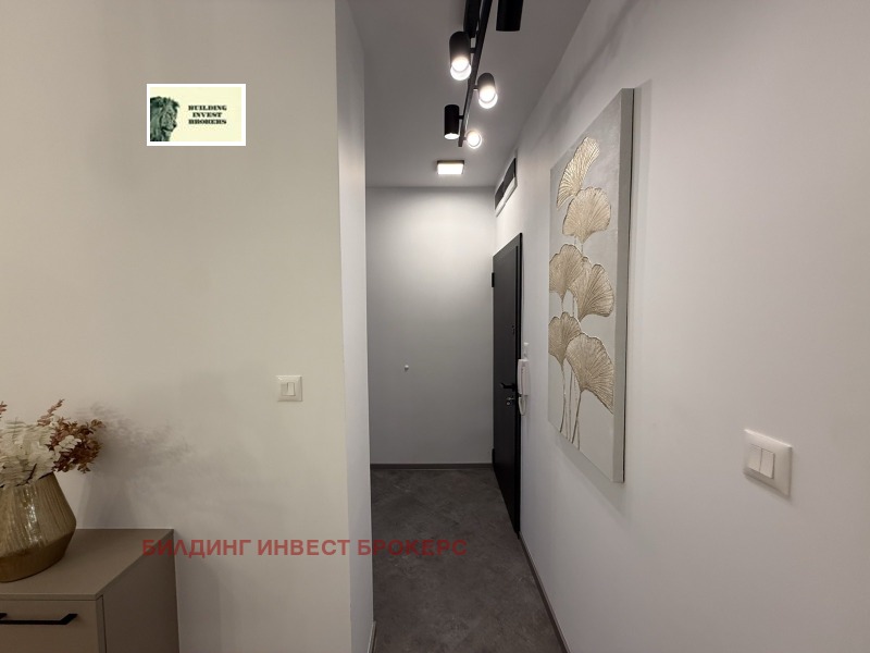 Продава 3-СТАЕН, гр. София, Център, снимка 2 - Апартаменти - 53033500